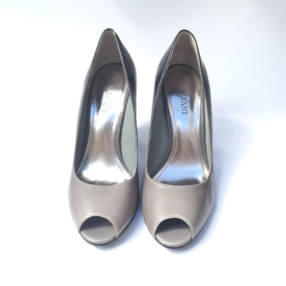 6.5 Alfani High Heels Women’s Peep Toe Shoes Business Casual Work Attire Formal
